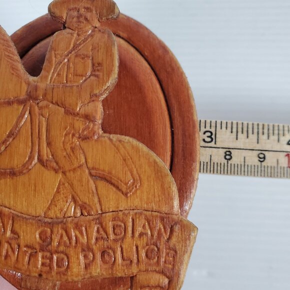 Vintage RCMP Wooden Clip Magnet – Hand Carved Royal Canadian Mounted Police Souv - Picture 14 of 15